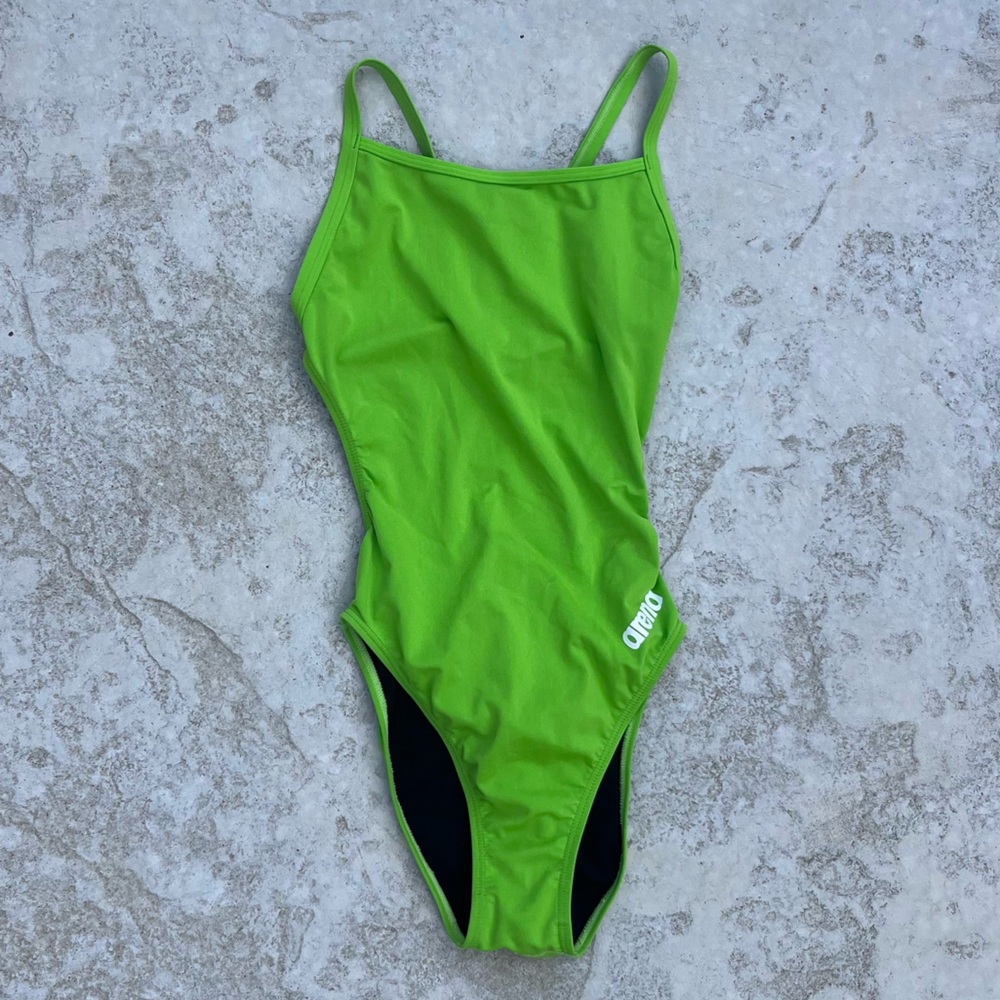 Arena Fixed Back in Lime Green (32)